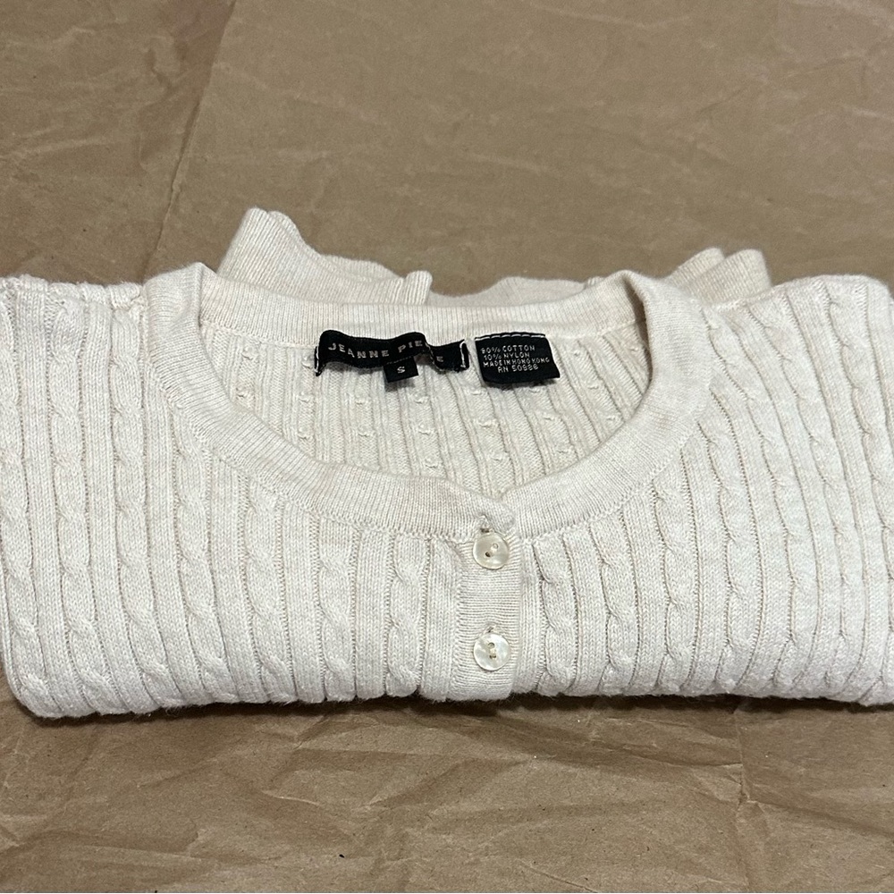 Jeanne Pierre size S cable knit sweater